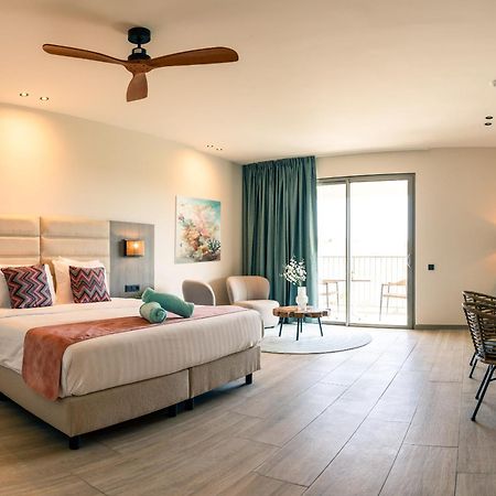וילמסטאד Dolphin Suites & Wellness Curacao מראה חיצוני תמונה