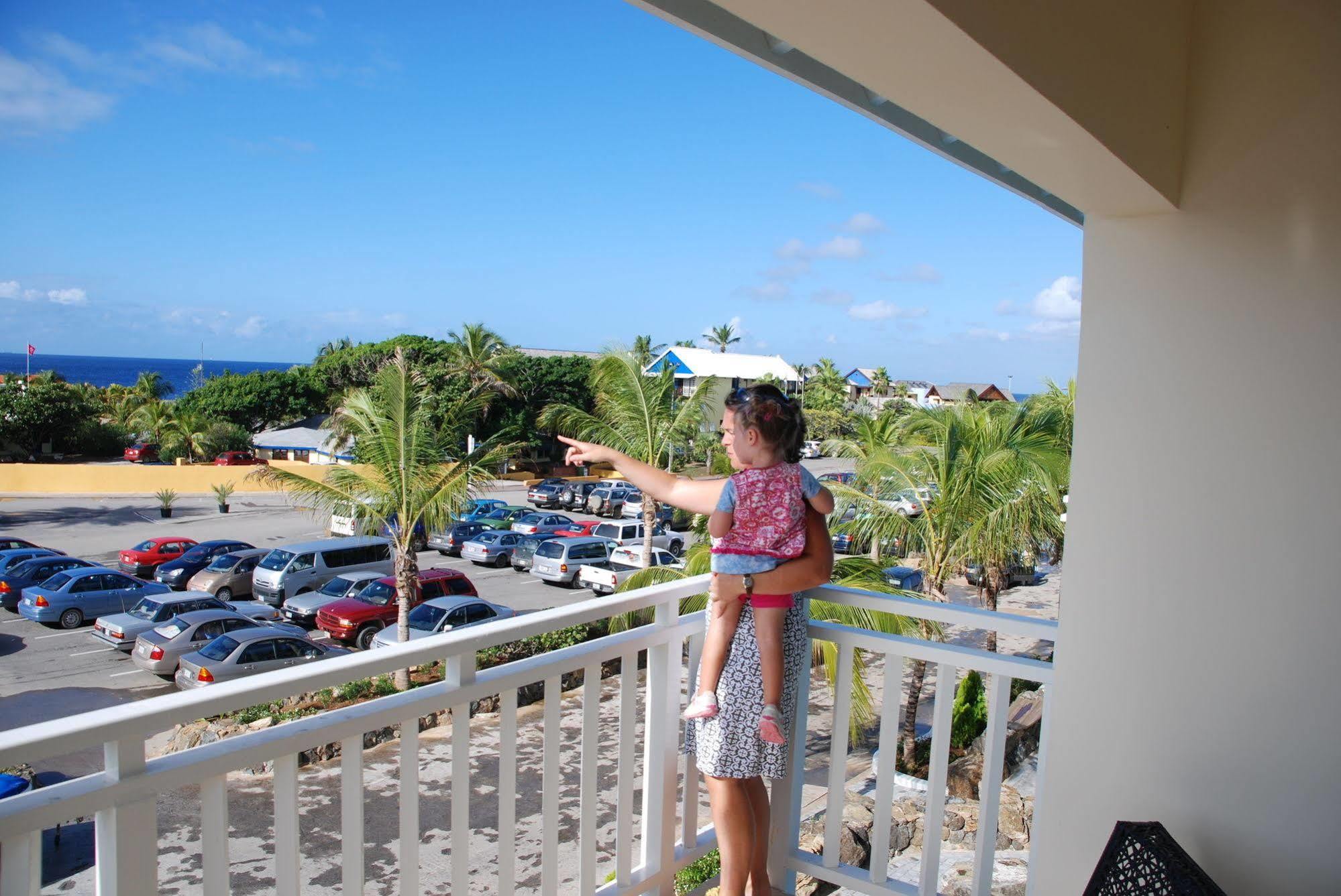 וילמסטאד Dolphin Suites & Wellness Curacao מראה חיצוני תמונה