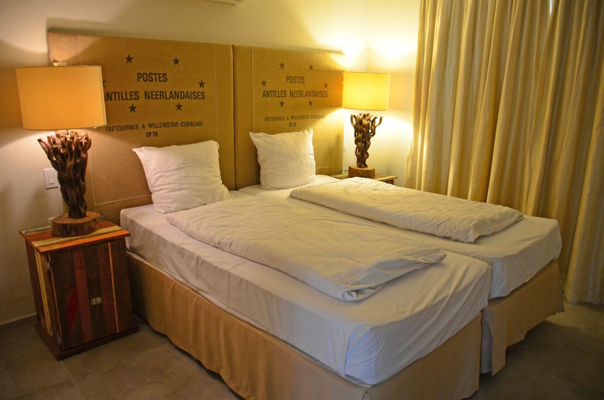 וילמסטאד Dolphin Suites & Wellness Curacao מראה חיצוני תמונה